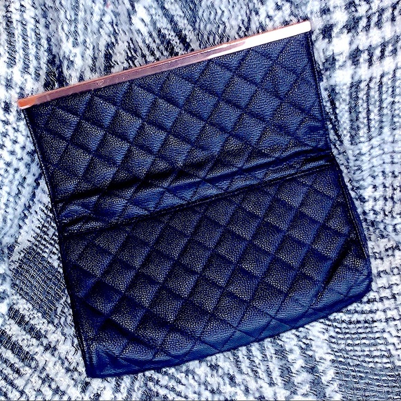 So_CHIC Matte Black Pebble Quilted Textured Handbag+Beautiful RoseGold Trim Snap - Picture 2 of 16